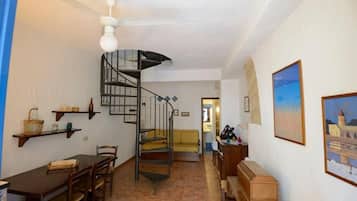 Apartment, 2 Bedrooms | Interior