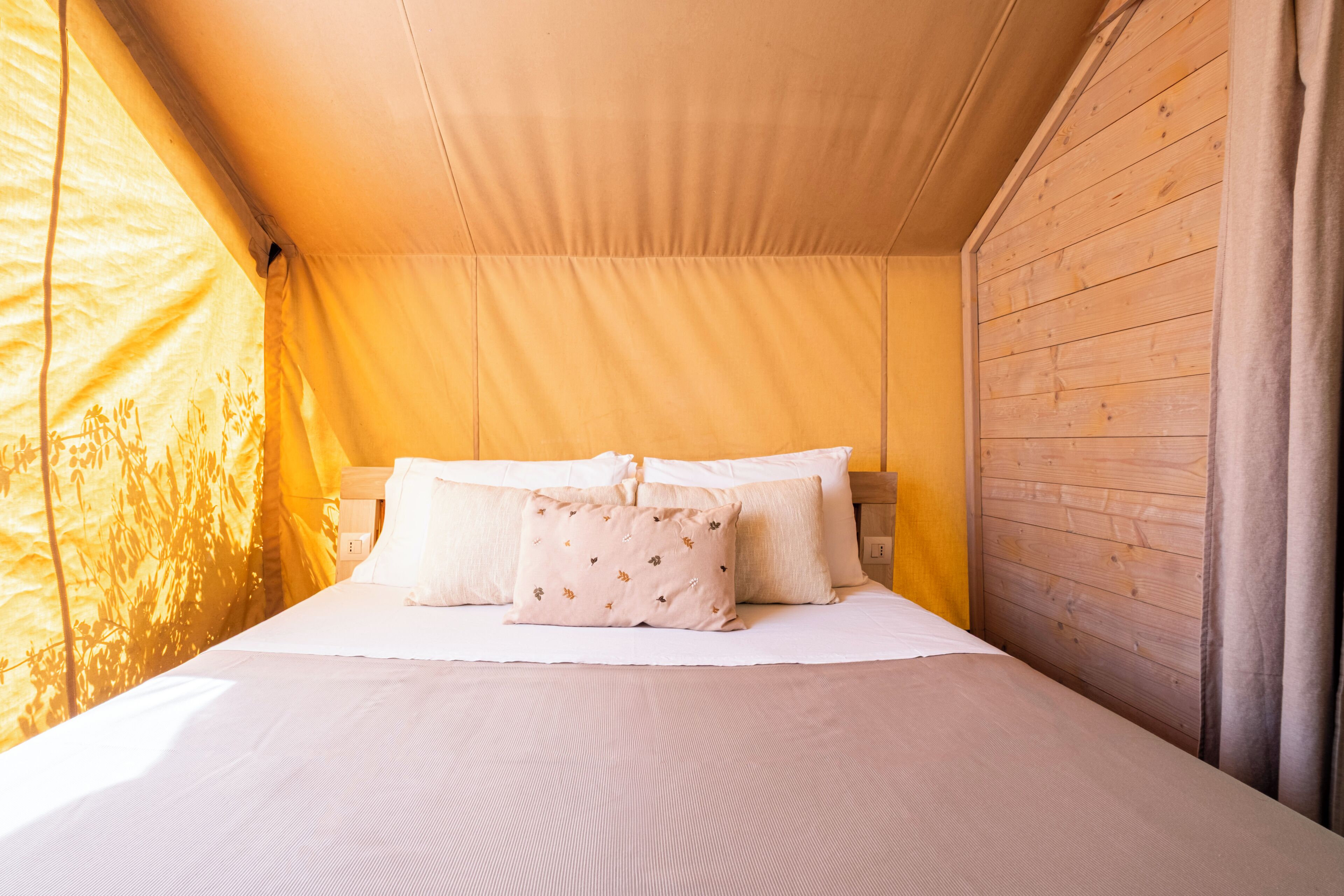 Tenda | Wi-Fi gratuito, lenzuola