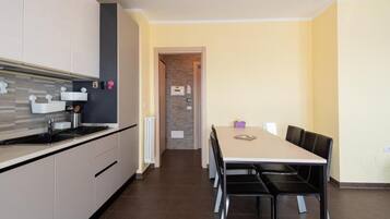 Apartment, Balkon, Stadtblick | Eigene Küche