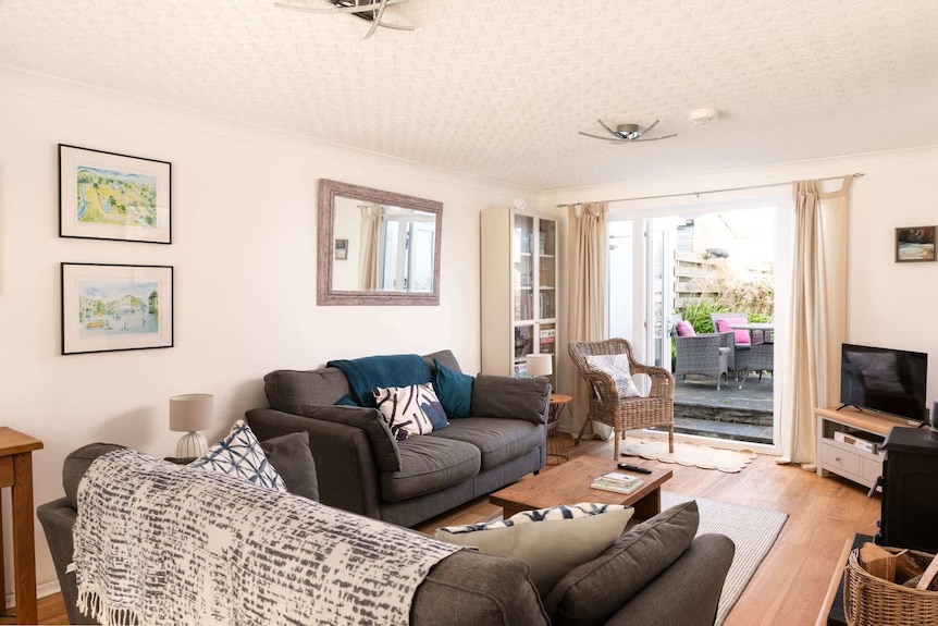 Home In Portscatho, Sea Views, Parking & Garden - St Mawes