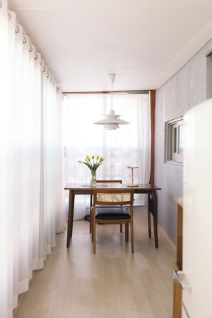 Dining - JS building- 505 (Seoul)