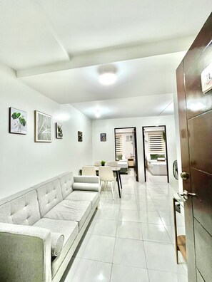 Familie appartement, 2 slaapkamers, huisdieren toegestaan, uitzicht op tuin | Woonruimte