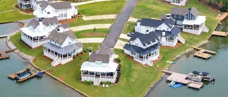 Hus - balkong - sjöutsikt | Exteriör