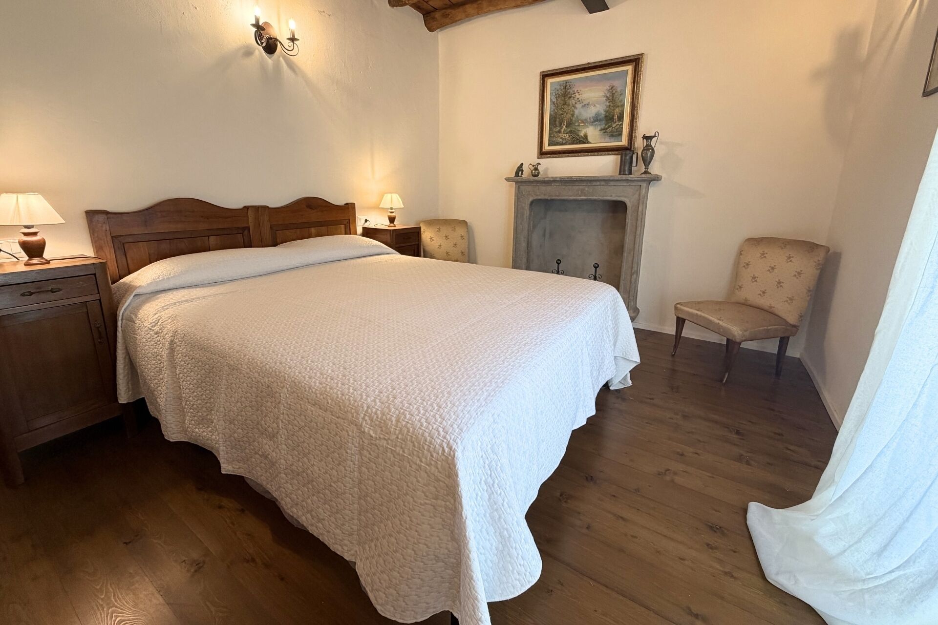 1 bedroom, internet, bed sheets