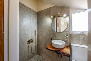 Shower, hair dryer, towels - 3 Bedroom Villa In Ayia Triada (Paralimni)