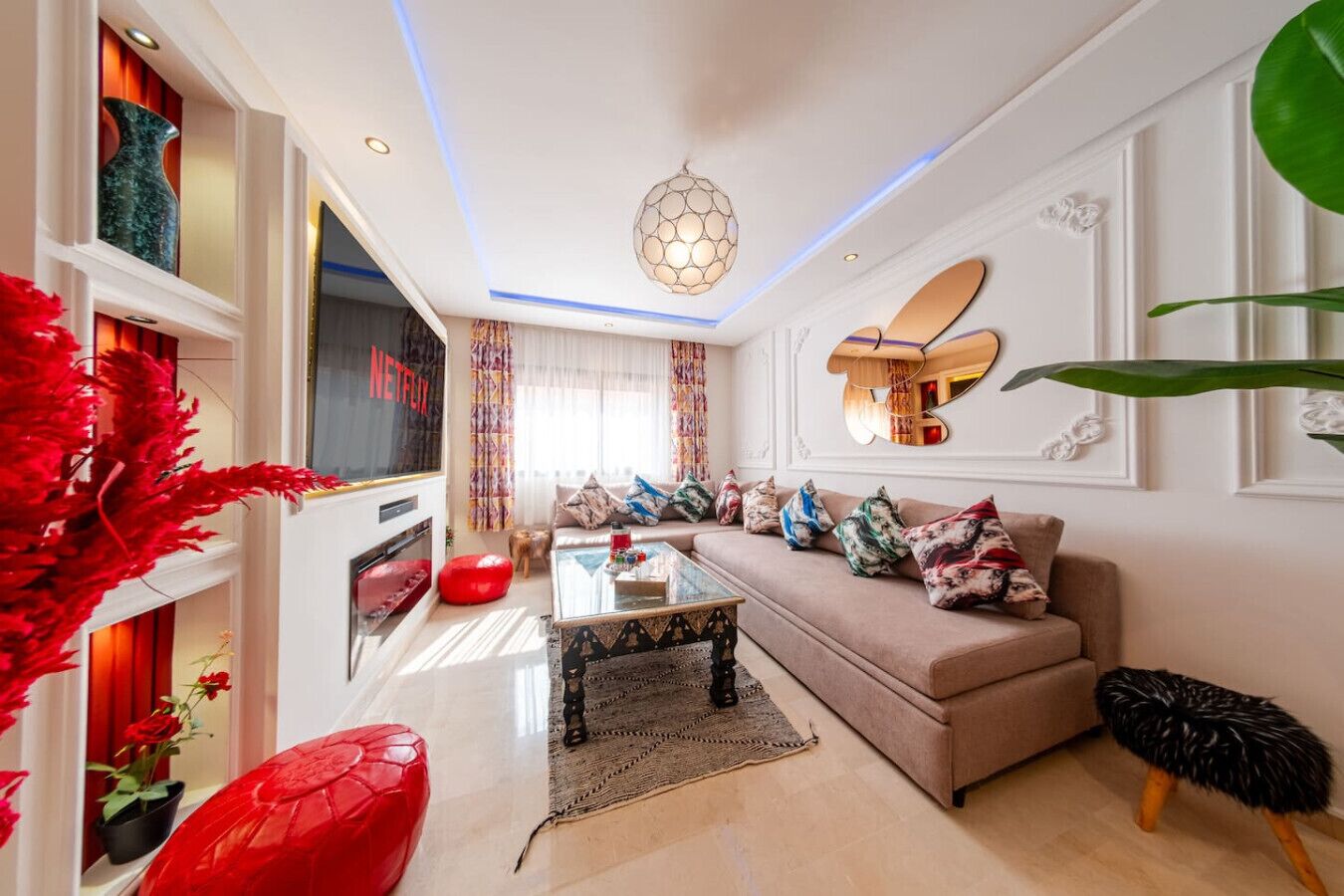 TV, fireplace, stereo