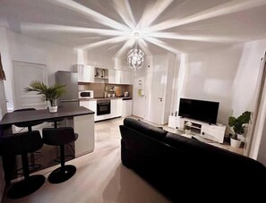 Interior - The elegant Petit Palais (Lyon)