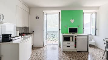 Fridge, microwave, toaster