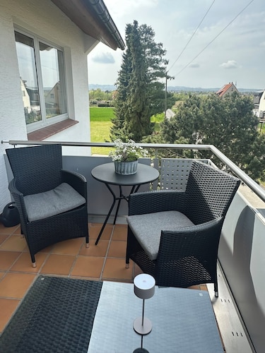 Spacious vacation rental with a private entrance near the Bad Oexen Health Clinic and the Weser Cycle Path