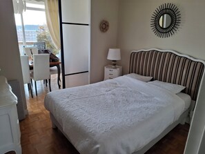 Room - 2 bedrooms apartment - city center - Magnificent view (Le Havre)