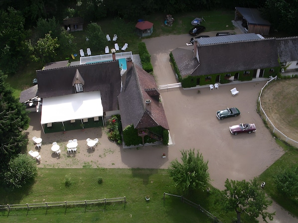 Unclassified image, 1 of 31, button - Bed and Breakfast 'Auberge Marcheroux Chambre N°2' with Shared Garden and Wi-Fi (Amboise)