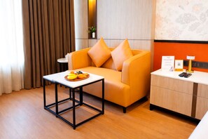 Executive Double Room | Living area - Pride Premier Noida (Greater Noida)