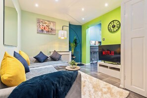 4 Schlafzimmer, Bügeleisen/Bügelbrett, Internetzugang, Bettwäsche