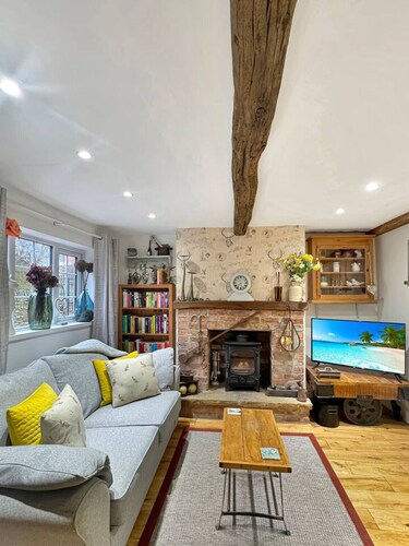 Cosy 1 bed cottage - Sleeps 4