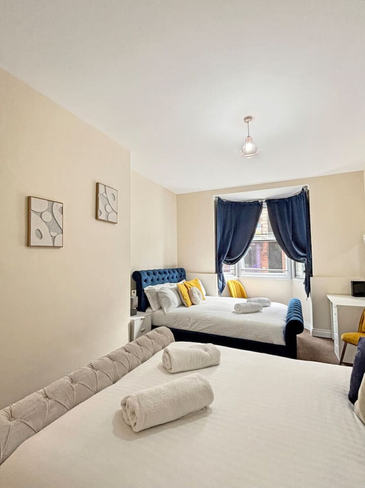 Iron/ironing board, WiFi, bed sheets