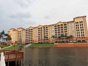 Exterior - Cozy 1-bedroom resort in serene Kissimmee with AC and fitness room (Kissimmee)