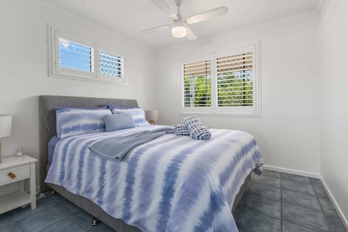 Bright 3-bed Retreat Near Beaches