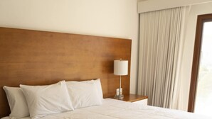 Ảnh chưa phân loại, 2 trong số 11 ảnh, nút