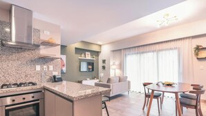 Ảnh chưa phân loại, 3 trong số 21 ảnh, nút
