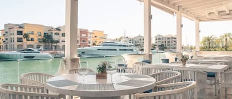 อพาร์ทเมนท์