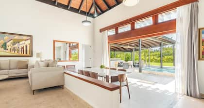 Amazing Villa With Private Patio bbq in Cap Cana