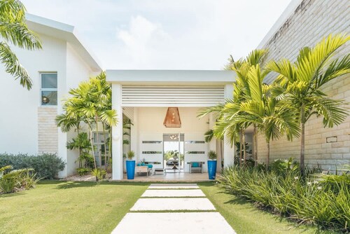 Villa w Maid Cook at Punta Cana Resort