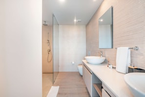 House | 2 bedrooms, Internet