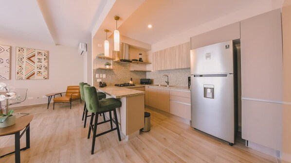 Room - Regatta Living Ii With Breakfast Included - 905 (Santo Domingo)