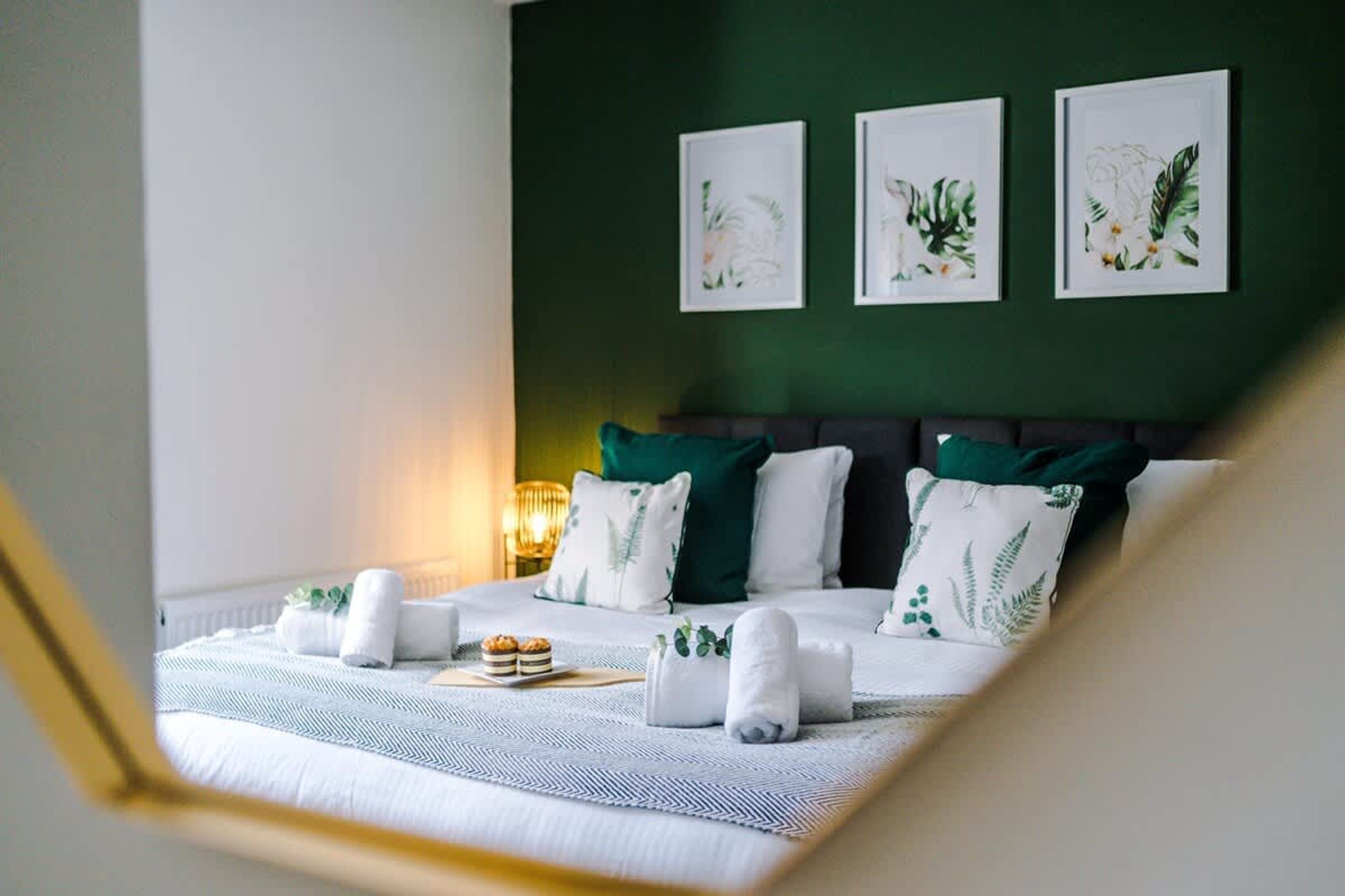 2 bedrooms