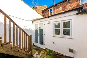 House - Lovely House Great Location Perfect for Couples (Chester)