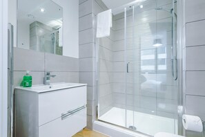 House | 2 bedrooms - NEW Stylish Apartment Amazing Location Sleeps 4 (Manchester)