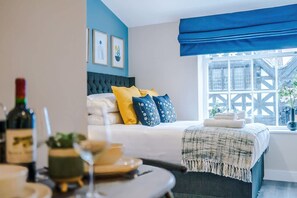 Apartment | 1 bedroom - NEW Pristine Studio in the City-centre Sleeps 2 (Chester)