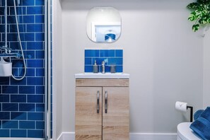 Apartment | 1 bedroom - NEW Pristine Studio in the City-centre Sleeps 2 (Chester)