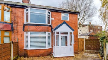 3 bedrooms