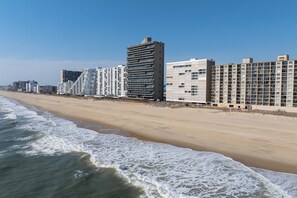 Beach - Walk Right Out to the Beach or Enjoy Stunning Bay Views (Ocean City)