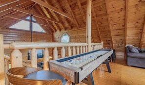 Spielezimmer