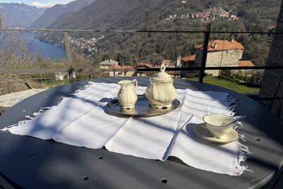 Enchantment of Lake app Lemna Two-room apartment with A/C and Terrace