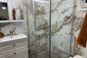 Villa, 3 habitaciones, no fumadores | Baño