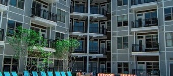 Modern Cozy Stay in Charlotte
Free Parking + Great Location