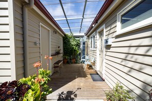 Unclassified image, 2 of 11, button - Welcome Cottage - Wi-Fi and On Street Parking (Invermay)