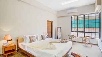 Villa Deluxe, balcón