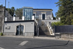 Front of property - Hotiday Catania Stanze Letterarie (Catania)