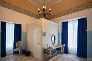 Chambre Triple, balcon