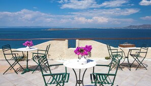 Double or Twin Room, Balcony, Sea View | Outdoor dining - Hotel Abatis (Agistri)