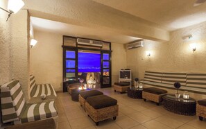 Living area - Hotel Abatis (Agistri)