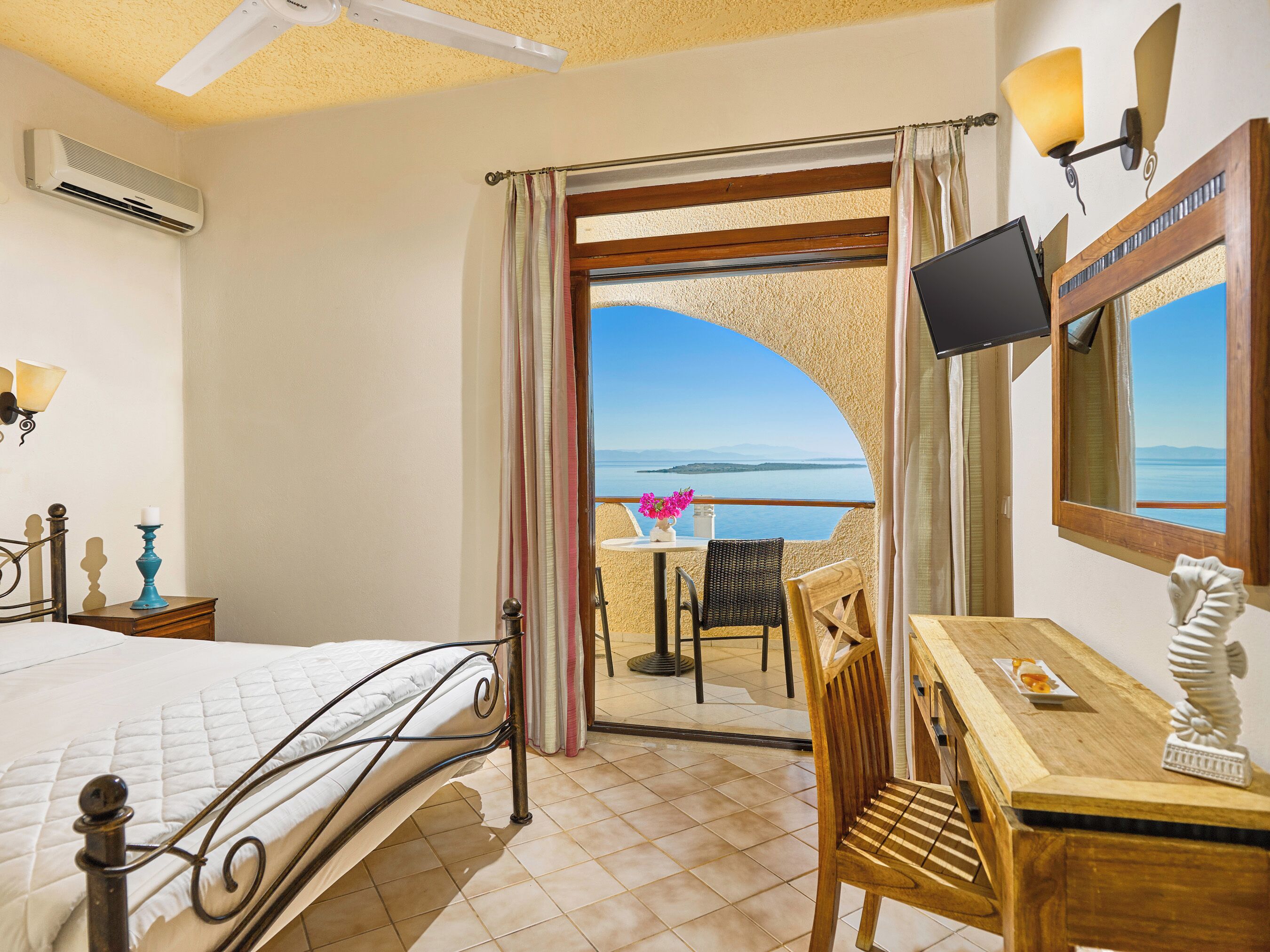 Double or Twin Room, Balcony, Sea View