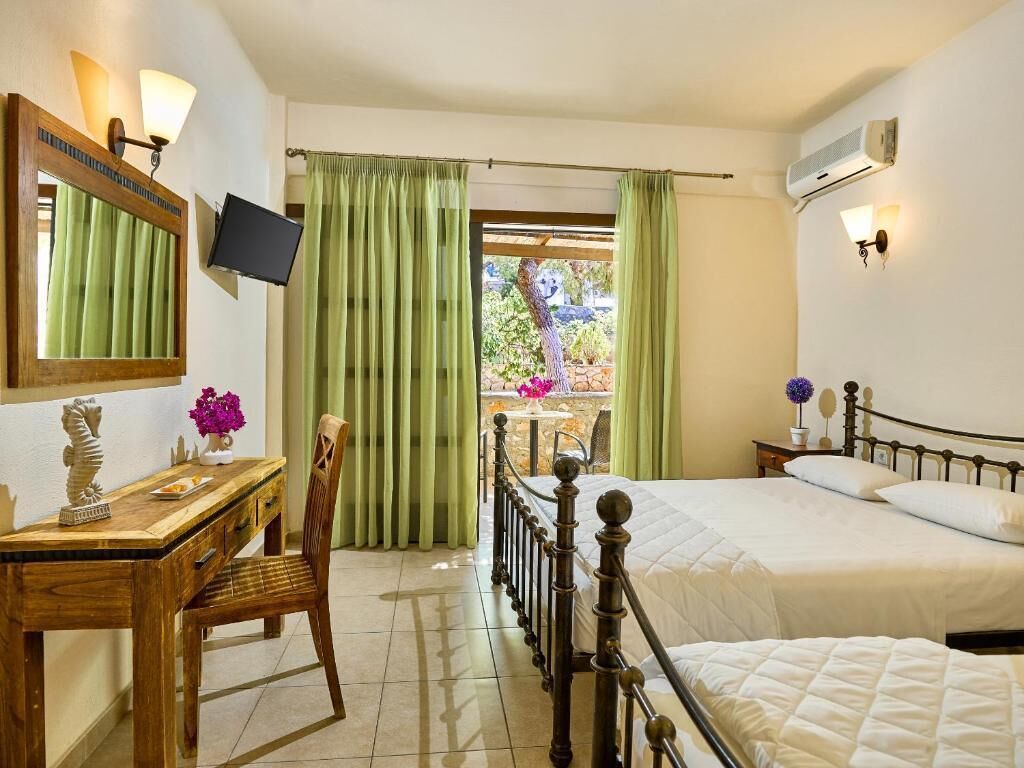 Double or Twin Room, Balcony, Mountain View