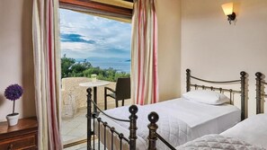 Double or Twin Room, Balcony, Mountain View