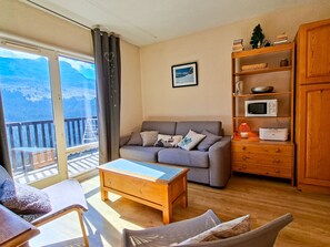 TV - Bright studio with balcony - 4 guests (Flaine)