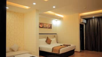 Studiosviitti, parveke, kaupunkinäköala